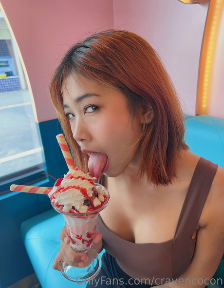 cravencocon sex model pic