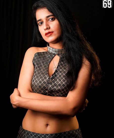 Foxy Queen perfect actress images