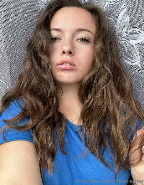 miraclefree model top img