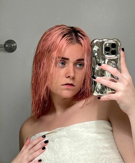 Erin Dougal perfect model photos