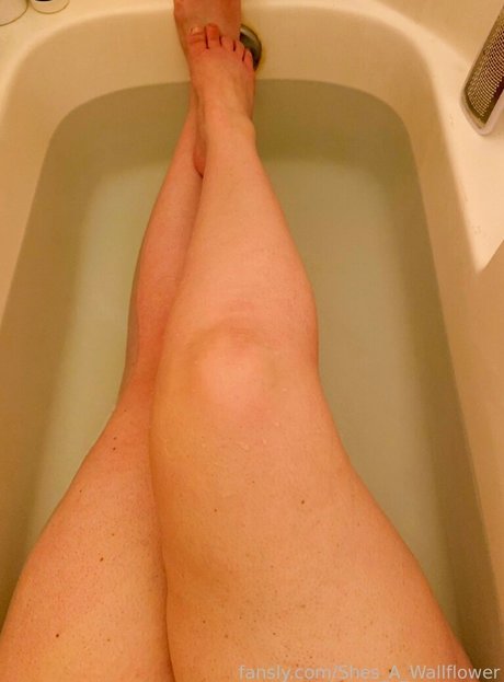 shes a wallflower pretty model gallery