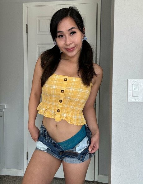 Kaedia Lang erotic model pic