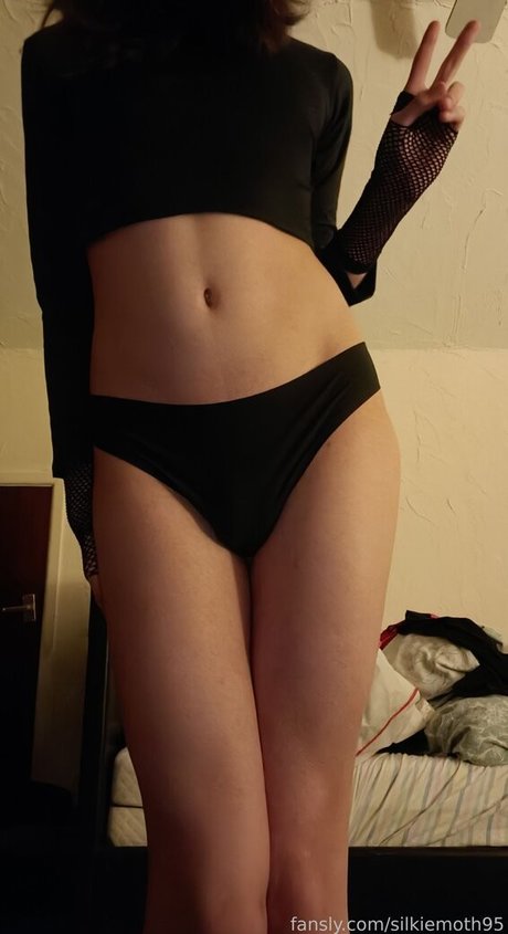 silkiemoth95 free pornstar photos