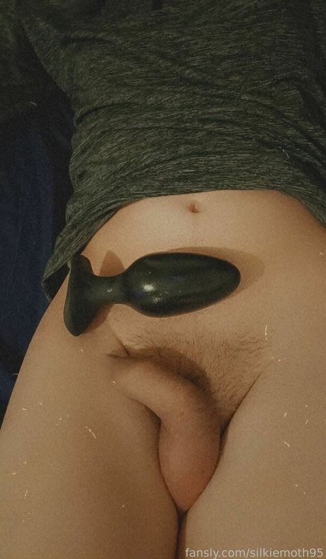 silkiemoth95 porn actress pictures