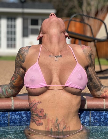 gym mary model exclusive archive