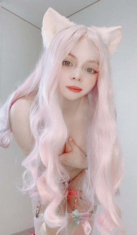 peachybabyfrog art model pics