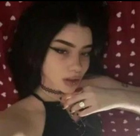 shawtysuzi star nude photo