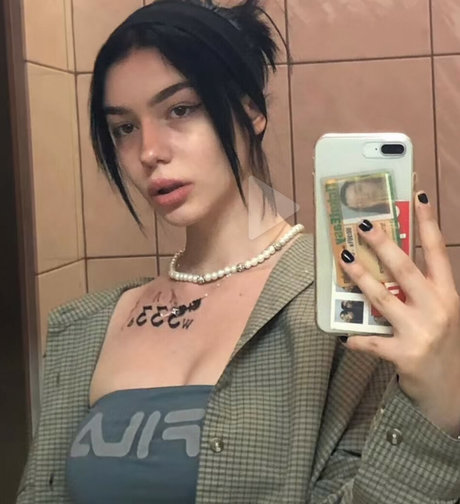 shawtysuzi star beautiful images