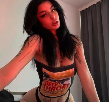 shawtysuzi xxx model archive