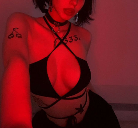 shawtysuzi nudes star pics