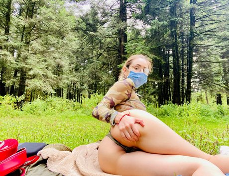 Bonni3 model adult images