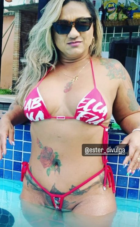 Esther Exhib pornstar perfect pictures