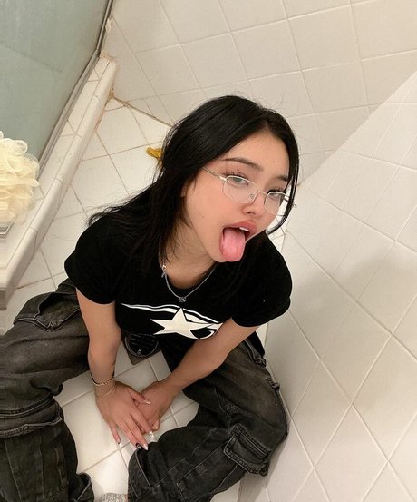 Plushydani star hd photos