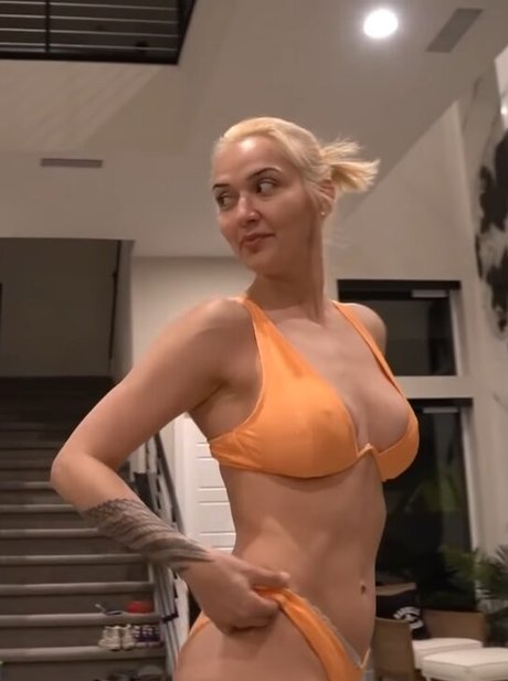 Geovanna Antoinette star exclusive photo