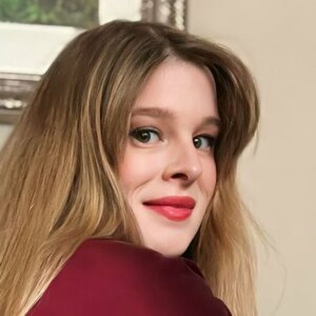 Curvy Krysta hd model archive