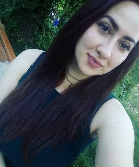 Olya Bulka pretty actress photo