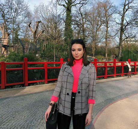 Lydia Harrison perfect actress photos