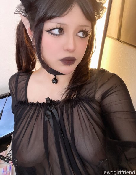 lewdgirlfriend hot pornstar archive