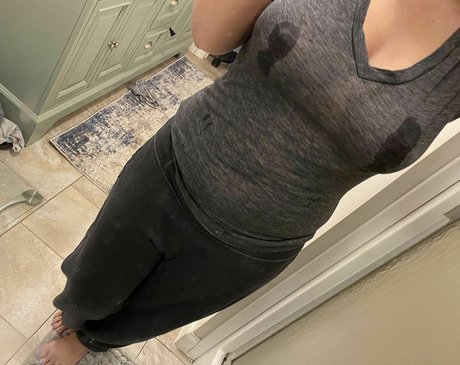 Milkyraelynn model hot picture