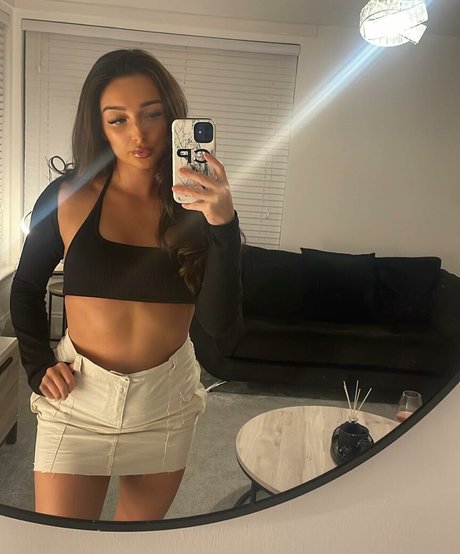 Chloe Panchal beautiful pornstar galleries