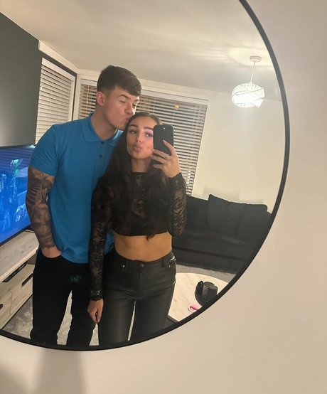 Chloe Panchal model nudes galleries