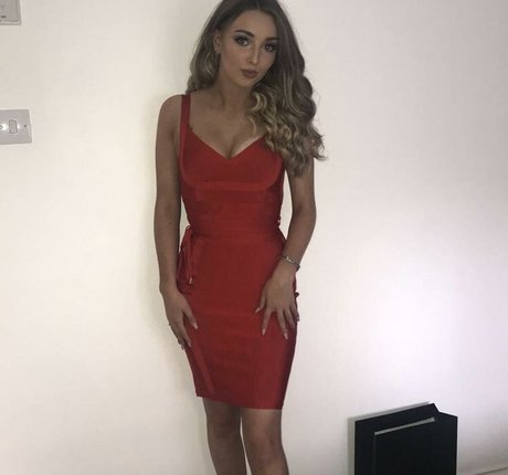 Chloe Panchal star exclusive pics