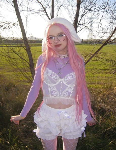 misspetitemay pornstar sexy images