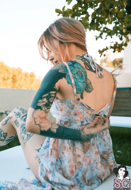 Ninaq xxx model pictures