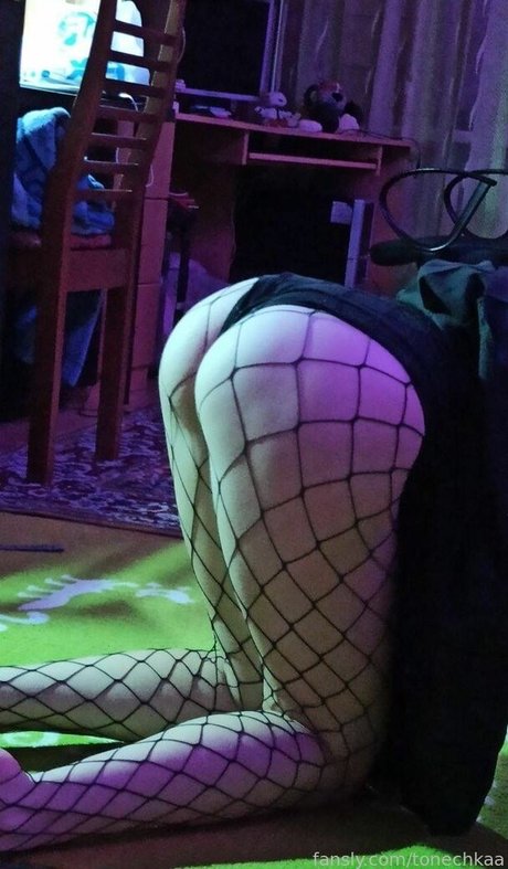 tonechkaa pornstar image