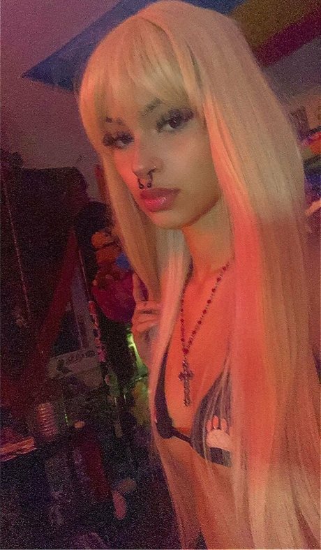 salemsuxxx model nudes pics