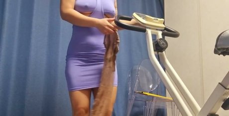 ordinaryMILF star naked images