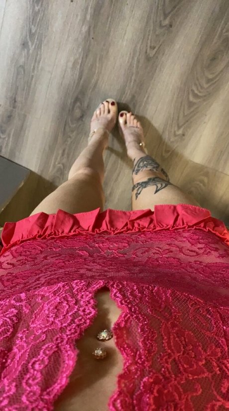 MistressLilyMay model porn photos