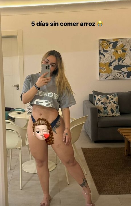 Adxfeels model free image