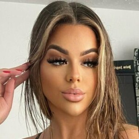 Brooke Taylor Lewis hot model gallery