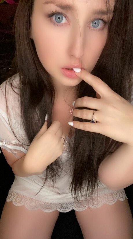 SavRose adult actress pictures