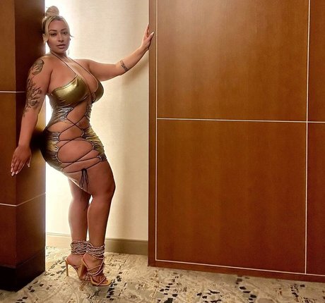 Tylea model pornographic picture