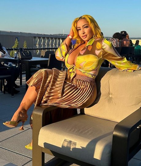 Tylea nice actress photo