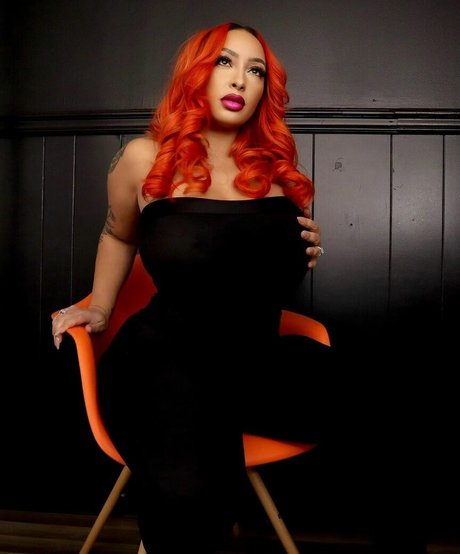 Tylea pornographic model image