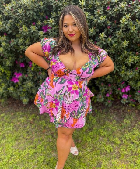 Brittney Lynn Vozar model hot archive