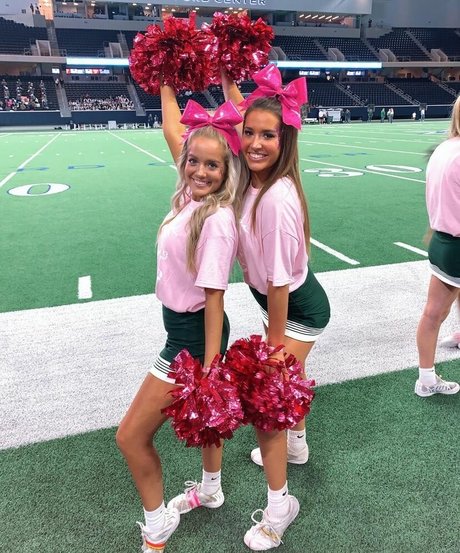 Kinley Freeman pornstar sexy gallery