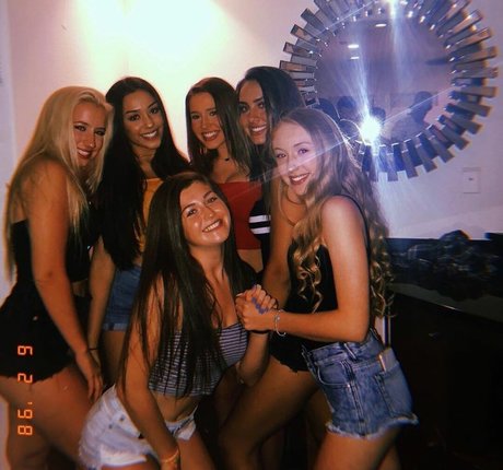 Kinley Freeman erotic star photos