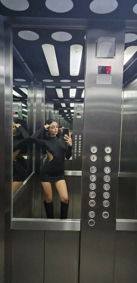 luccygrey sex model galleries