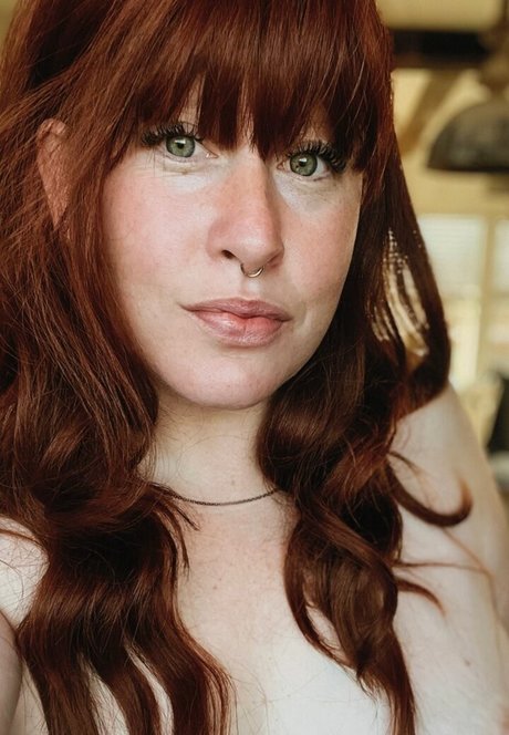 hollieboo pornstar hot pics