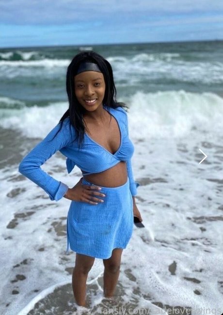 hollieboo xxx model pictures