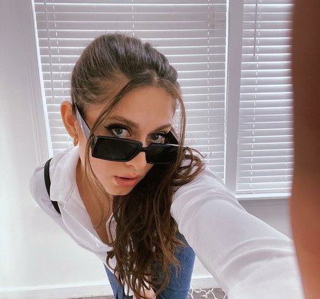 Amber Skyy sexy pornstar images