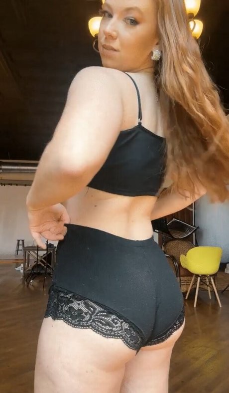 Megan DeLuca perfect actress image