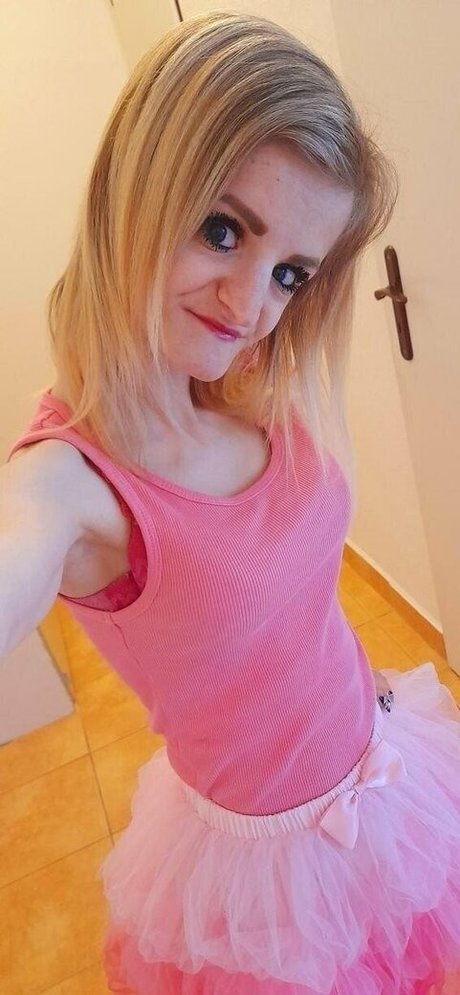 raily love u hot star archive