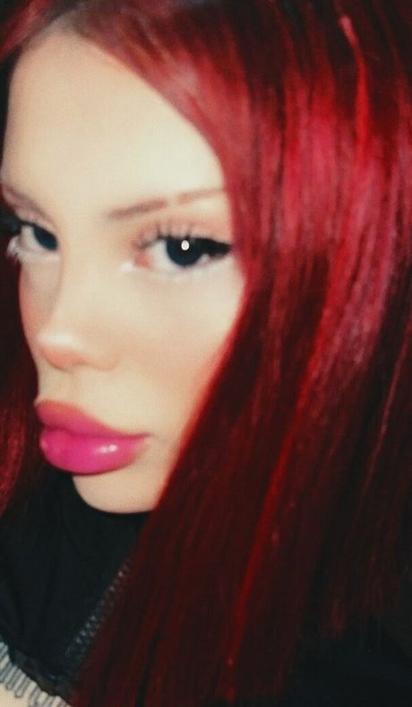 Yeahm8r Yamur Temiz_ sexy model photos