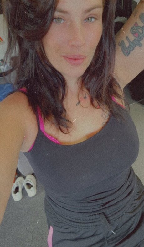 MissBabyDoll89x exclusive actress galleries