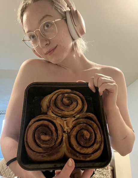 Lavender Kate art model pics